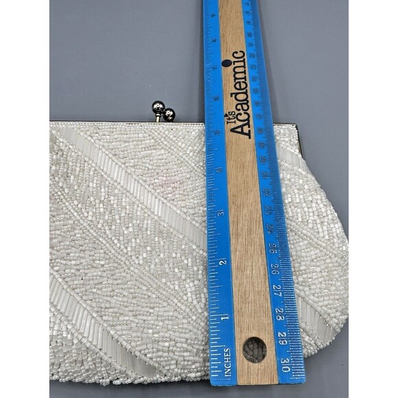 La Regale Vintage Beaded White Clutch Bag Purse - Picture 10 of 10